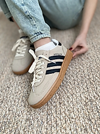 Adidas Spezial Bej Süet – Siyah Detaylı