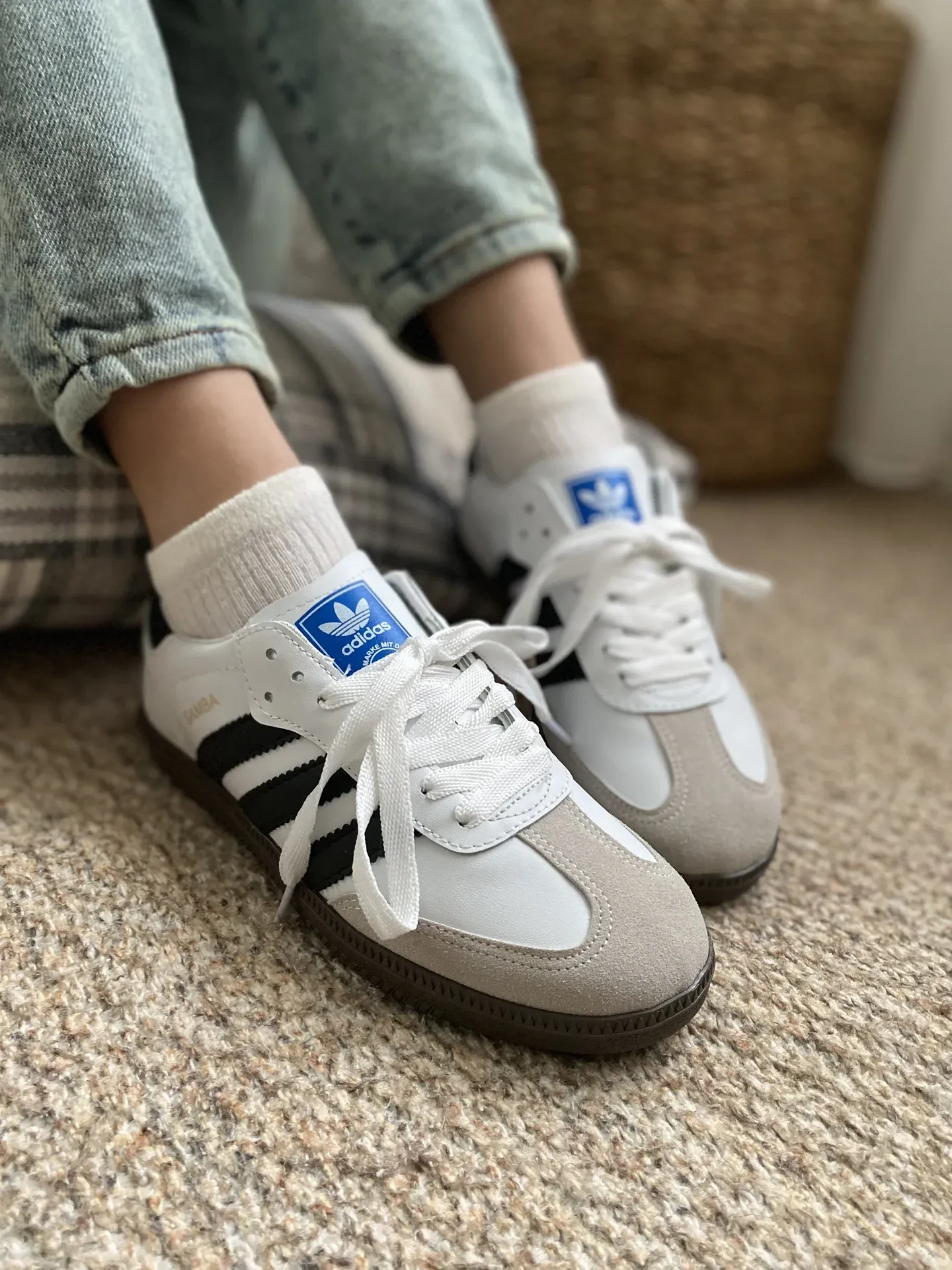 Adidas Samba Beyaz – Siyah Şeritli