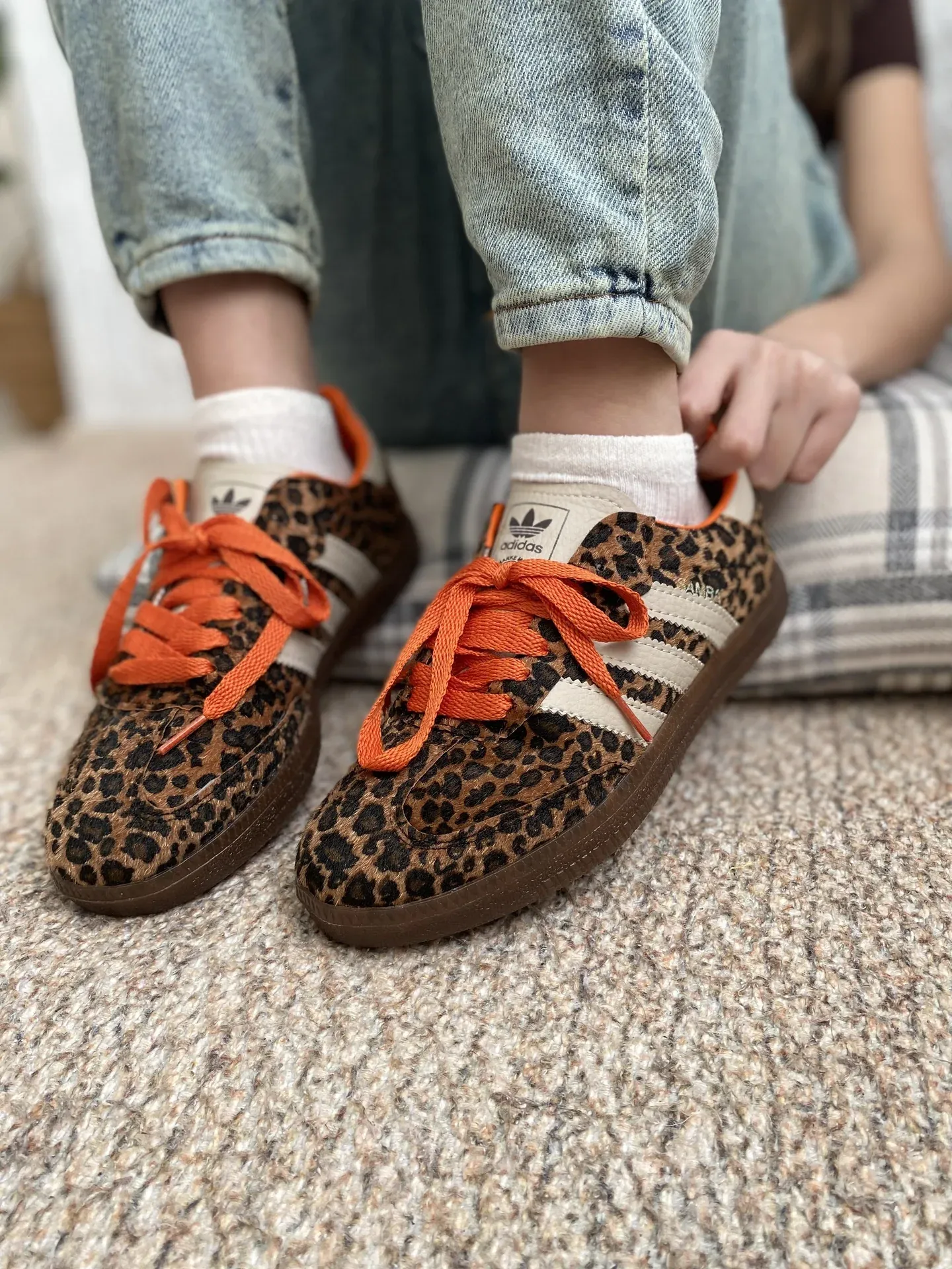 Adidas Samba Leopard Print – Turuncu Bağcıklı Özel Seri
