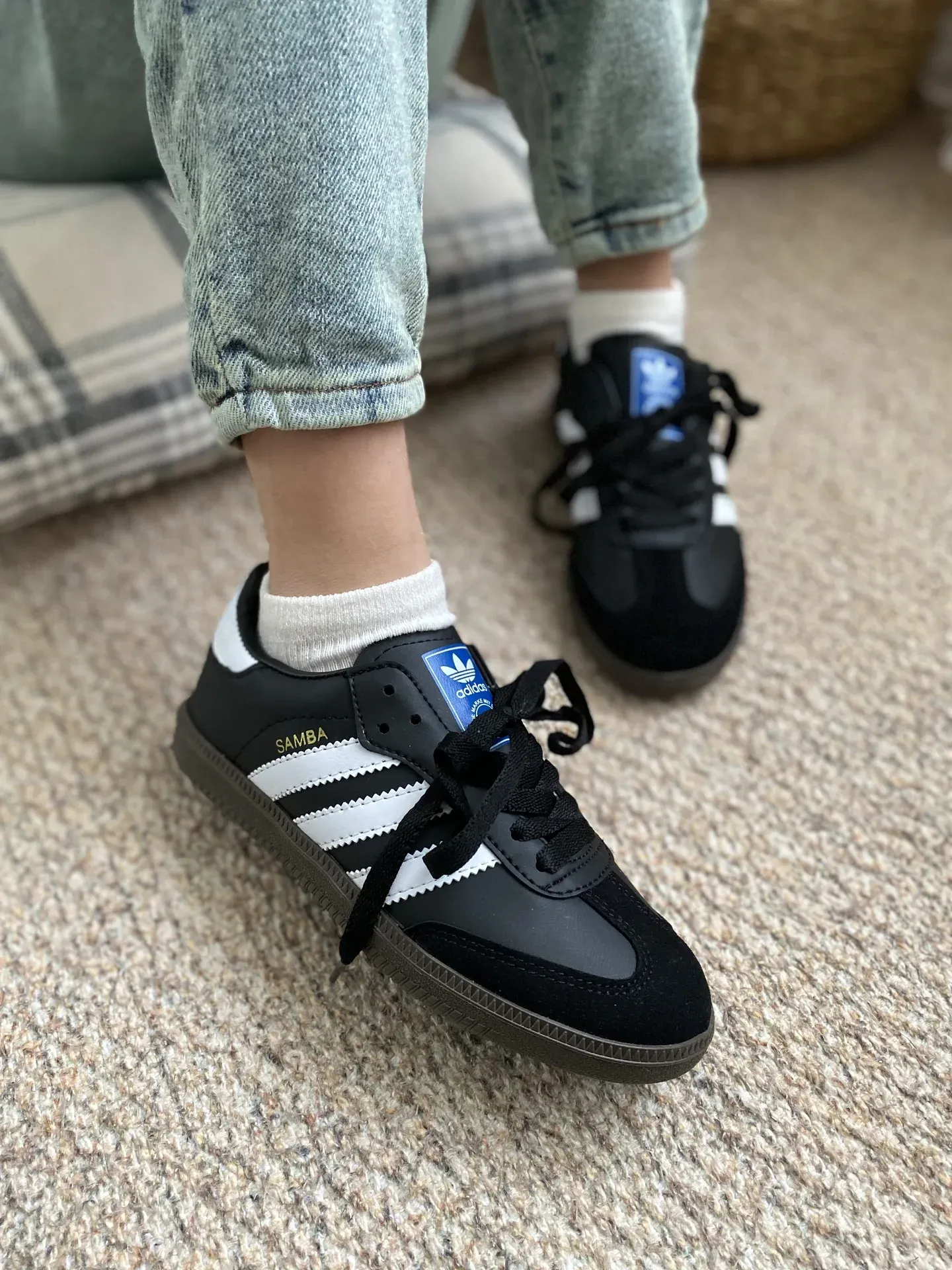 Adidas Samba Siyah – Beyaz Şeritli